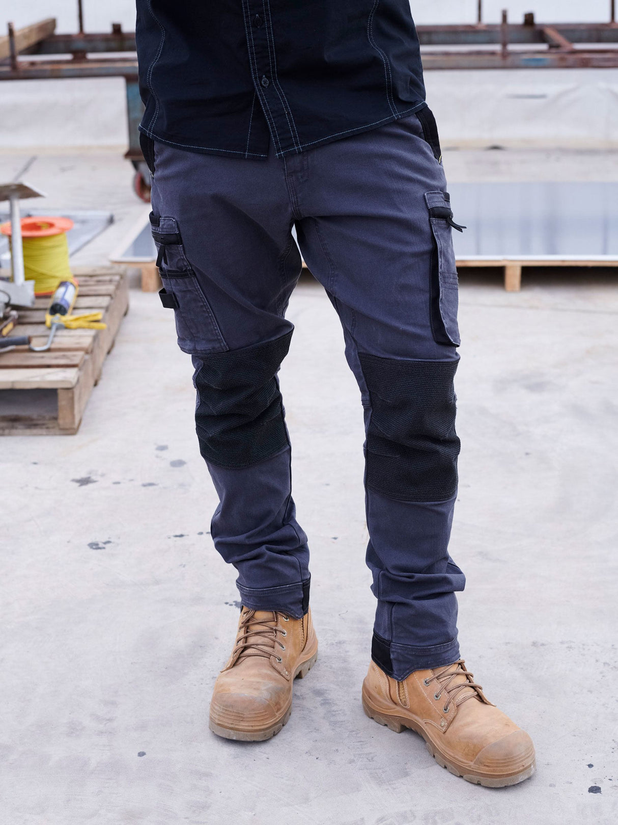 Flx & Move™ Stretch Utility Zip Cargo Pants