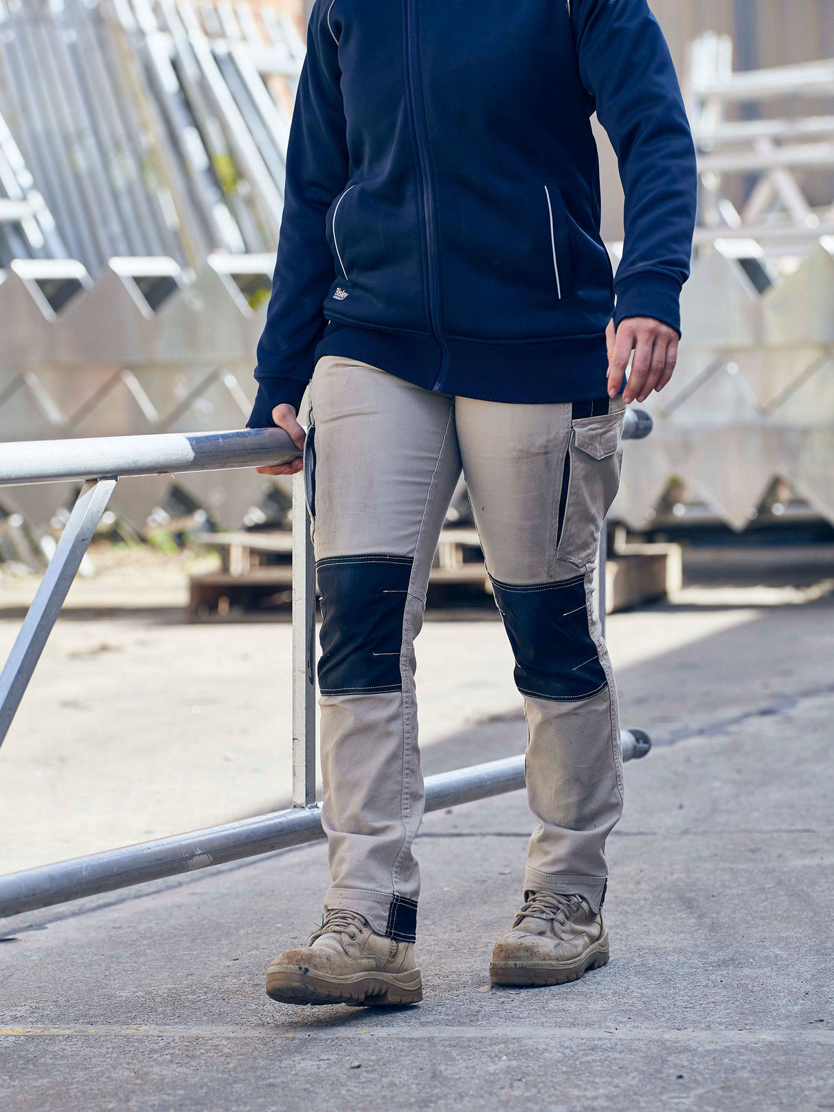 Women's Flx & Move™ Cargo Pants